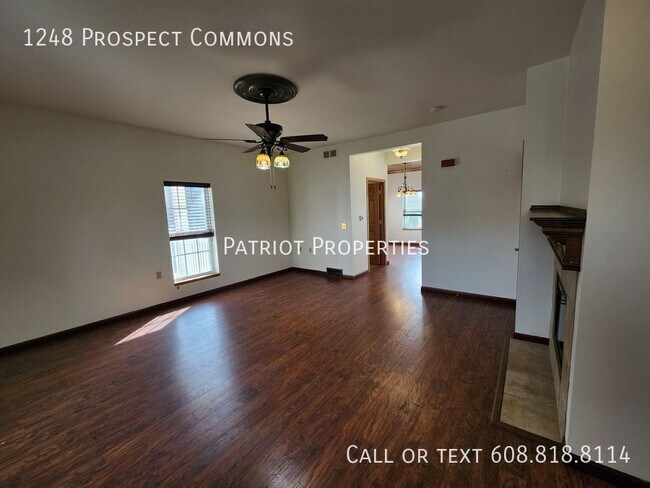 Building Photo - 3 Bedroom/ 2.5 Bathroom in Madison, WI
