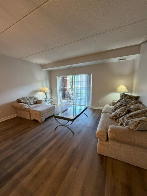 Foto del edificio - 390 W Mahogany Ct