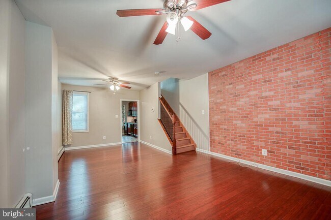 Foto del edificio - 5 Franklin Ave