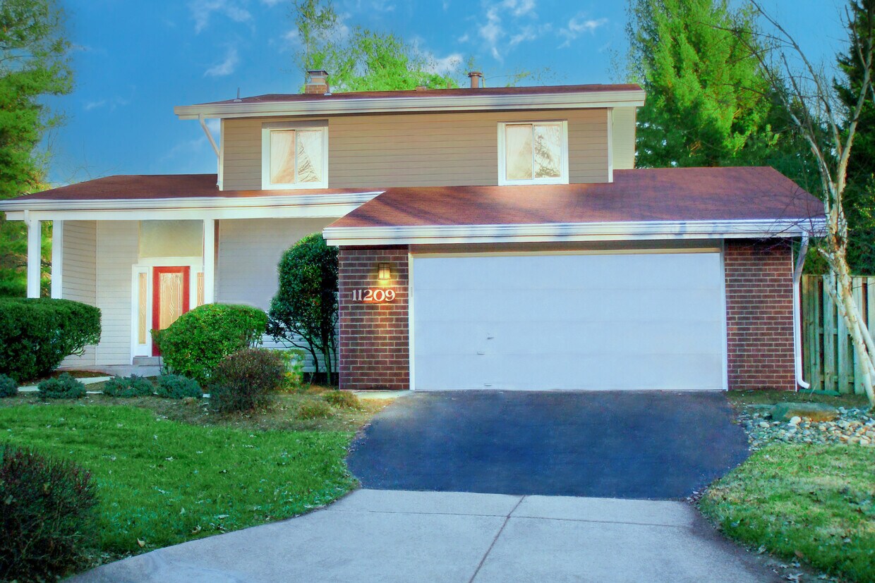 11209 Blackhorse Ct, Potomac, MD 20854 House for Rent in Potomac, MD