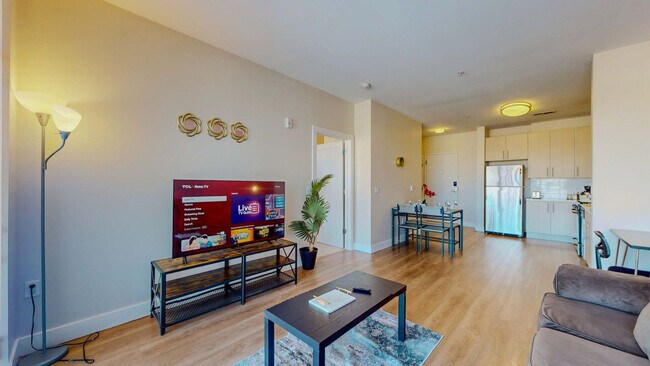 Building Photo - 545 Bedford St