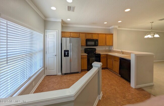 Foto del edificio - 8090 Summer Cove Ct