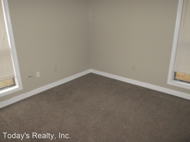 Building Photo - 2 br, 1 bath House - 3015 Courtney Avenue