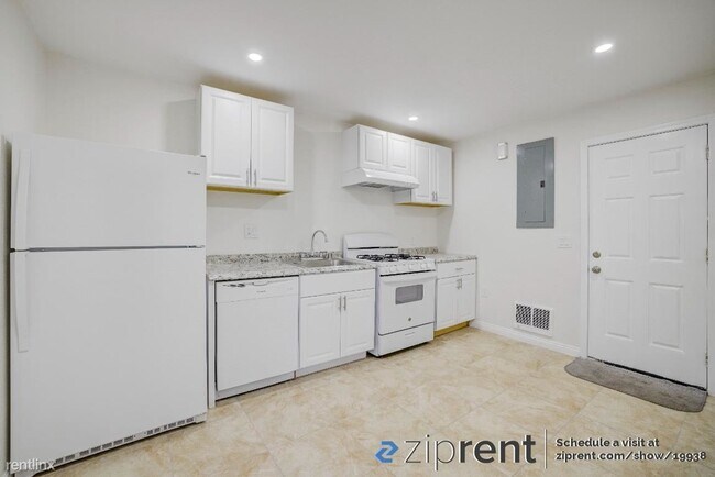 Building Photo - 2 br, 1 bath House - 1447 N Mountain Ave, ...