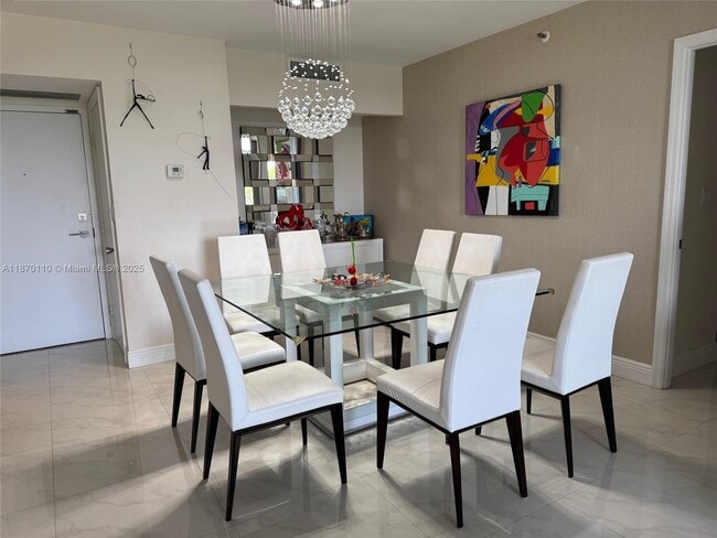 Foto del edificio - 20225 NE 34th Ct
