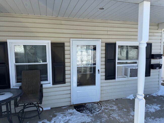 Foto del edificio - 5225 Brightwood Rd