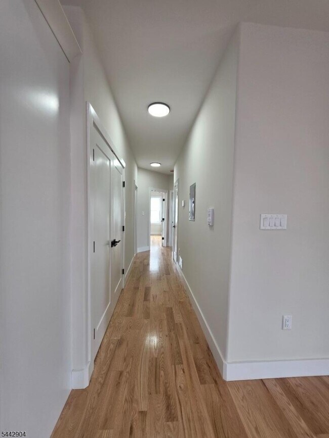 Foto del edificio - 747 Rahway Ave