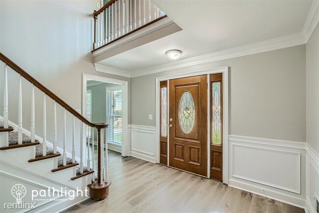 Building Photo - 5 br, 3 bath House - 1778 Prince Drive UNIT