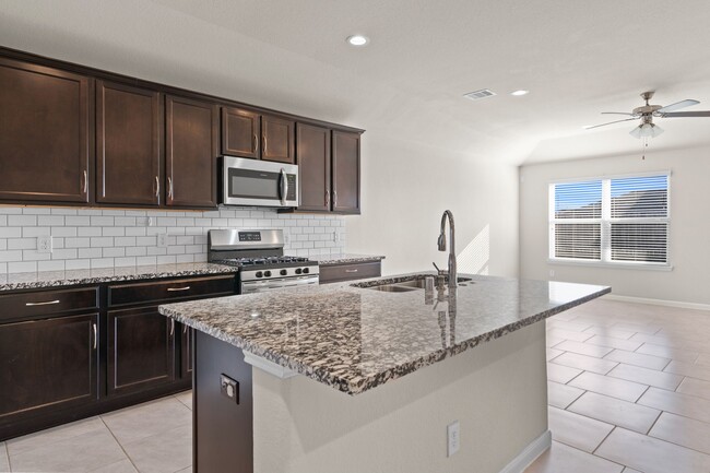 Building Photo - 3015 Lightles Manor Ct