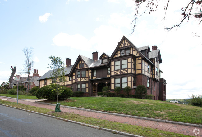 Foto del edificio - 238 Maple St