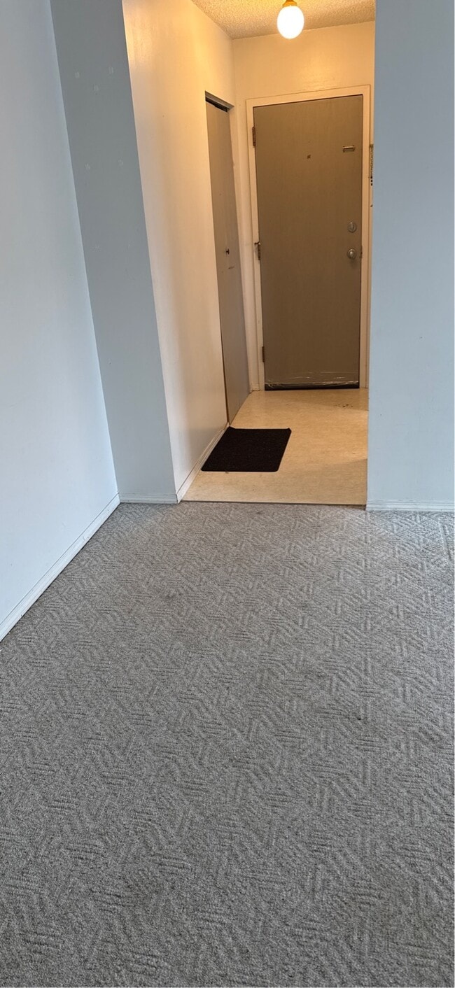 Photo du bâtiment - 502 5 Ave N