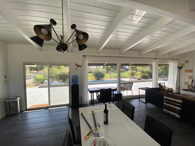 Sala de estar 2 - 255 Montezuma Rd