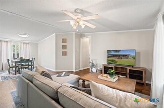 Building Photo - 401 Buffalo Speedway