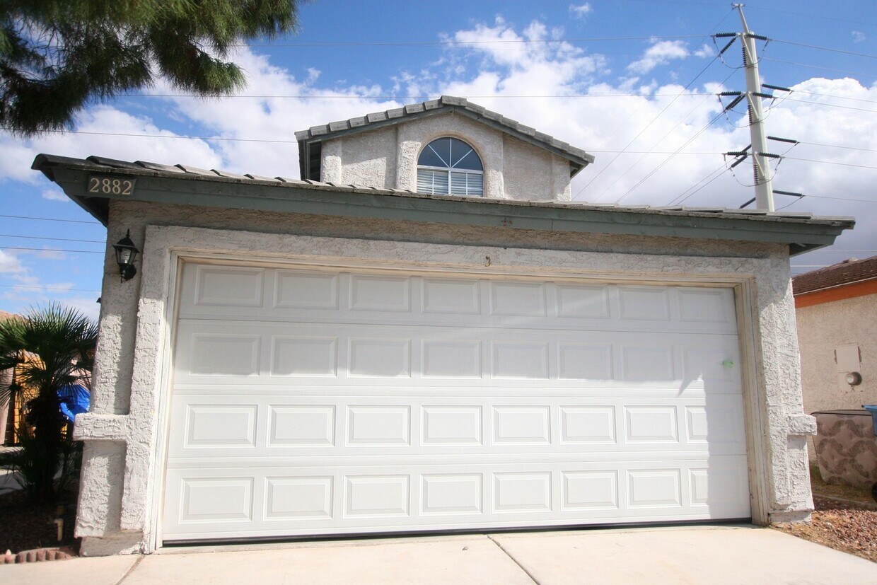 Foto principal - 2882 Sandy Fls Wy