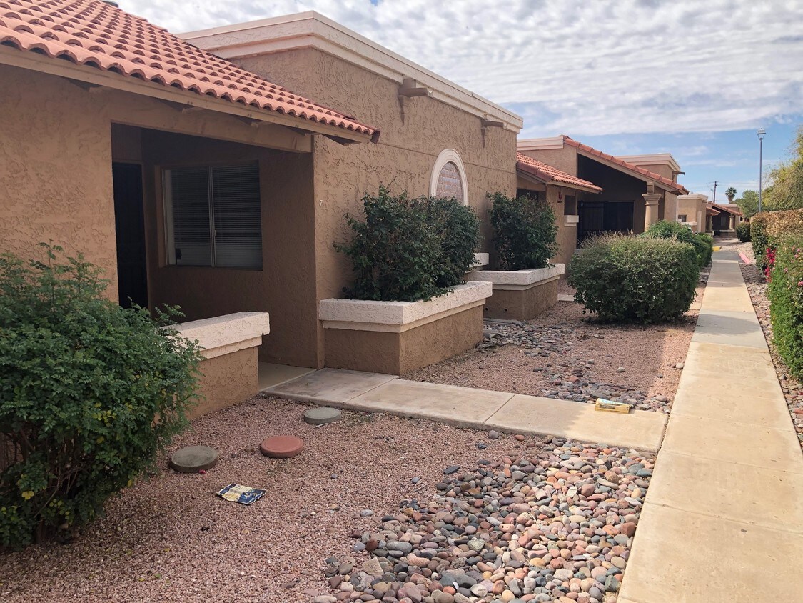 520 W Tonopah Dr, Phoenix, AZ 85027 Condo for Rent in Phoenix, AZ