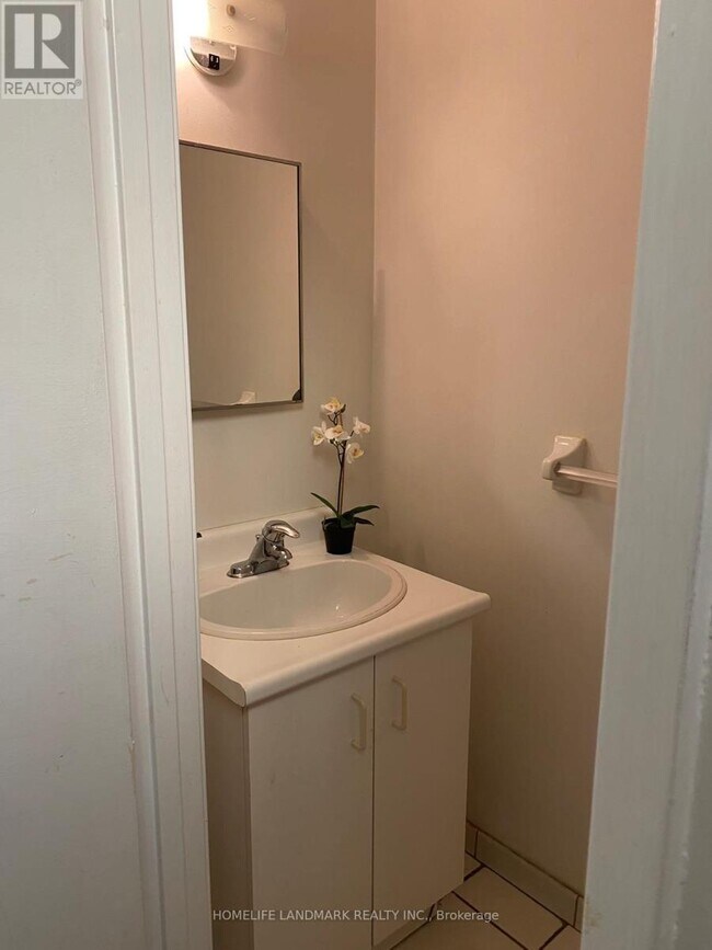 Photo du bâtiment - 155 Corinthian Blvd