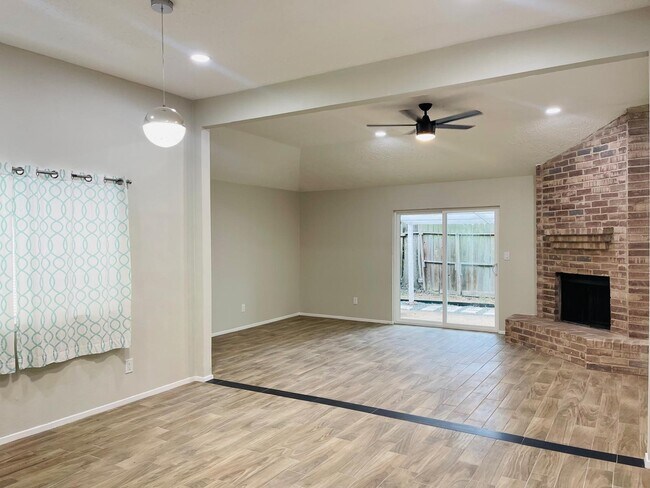 Building Photo - 20814 Park Bridge Dr