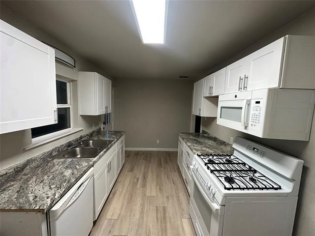 Foto del edificio - 2908 Binyon St