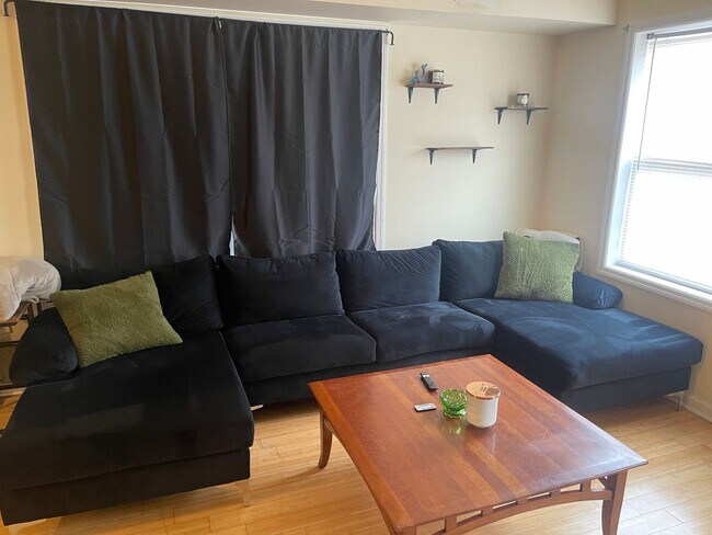 Foto del edificio - 1523 N 17th St