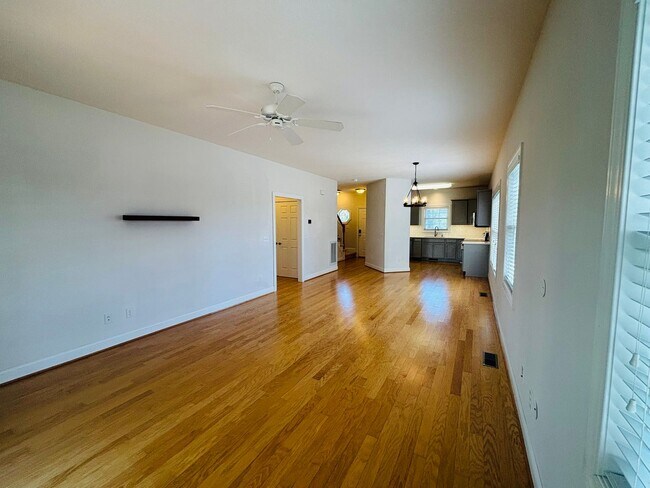 Foto del edificio - 200 Meadow Dr NW