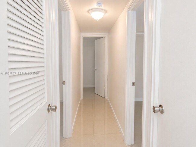 Foto del edificio - 4044 NW 19th St