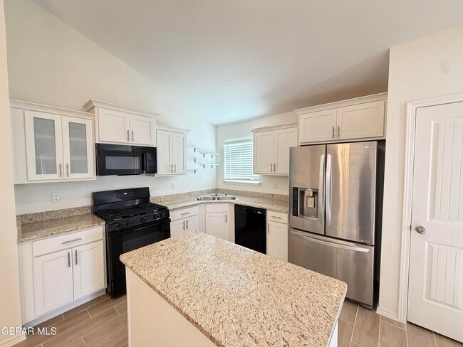 Foto del edificio - 14343 Armando Silva Dr