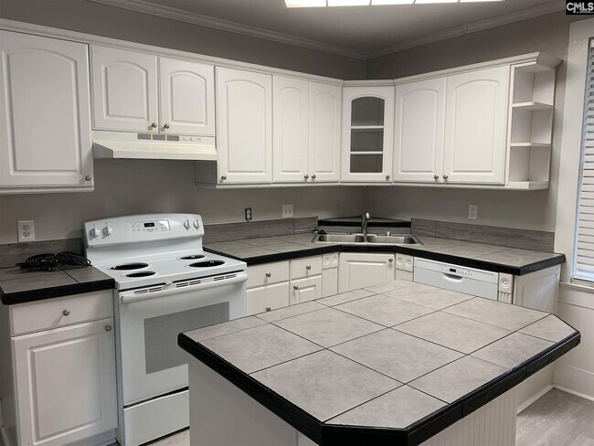 Foto del edificio - 1024 Augusta St