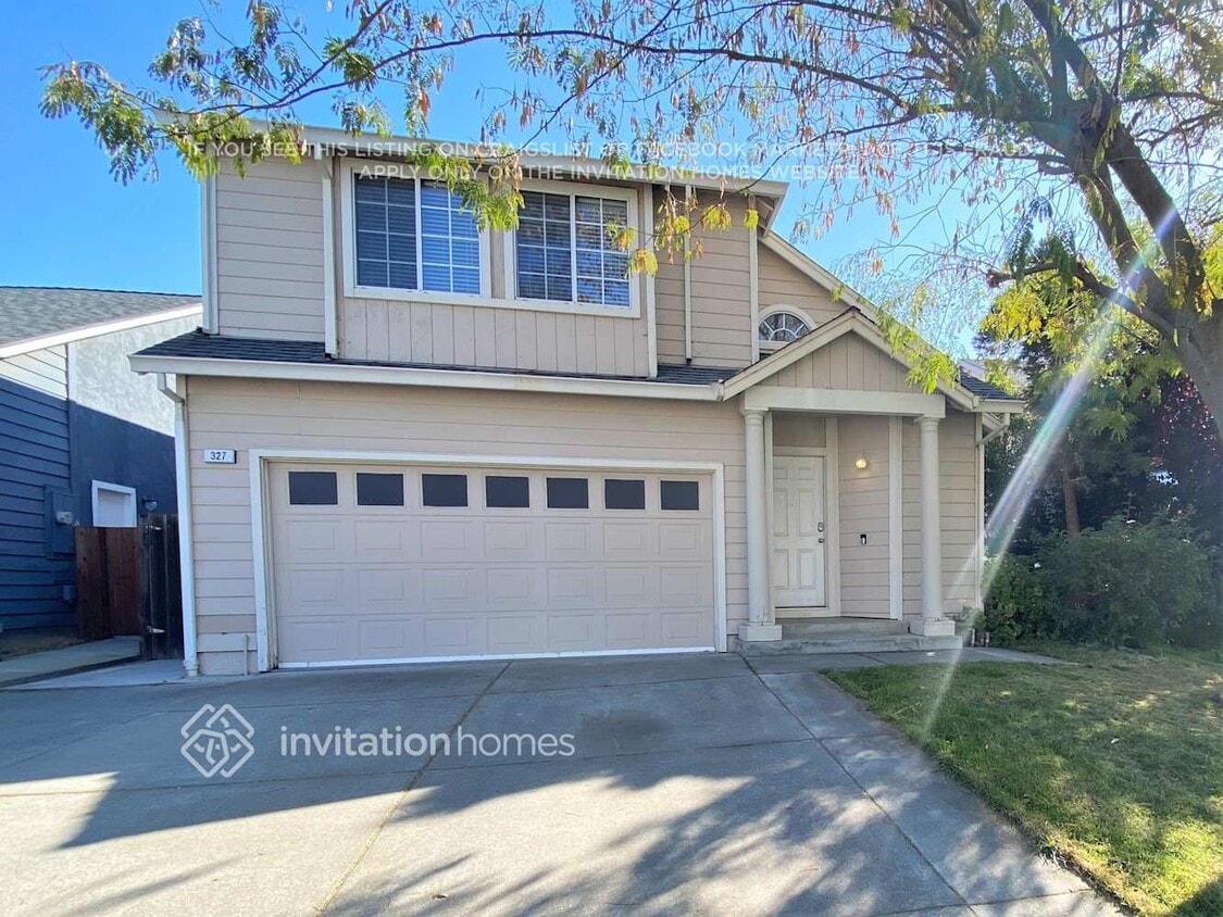 Primary Photo - 327 Parkside Dr