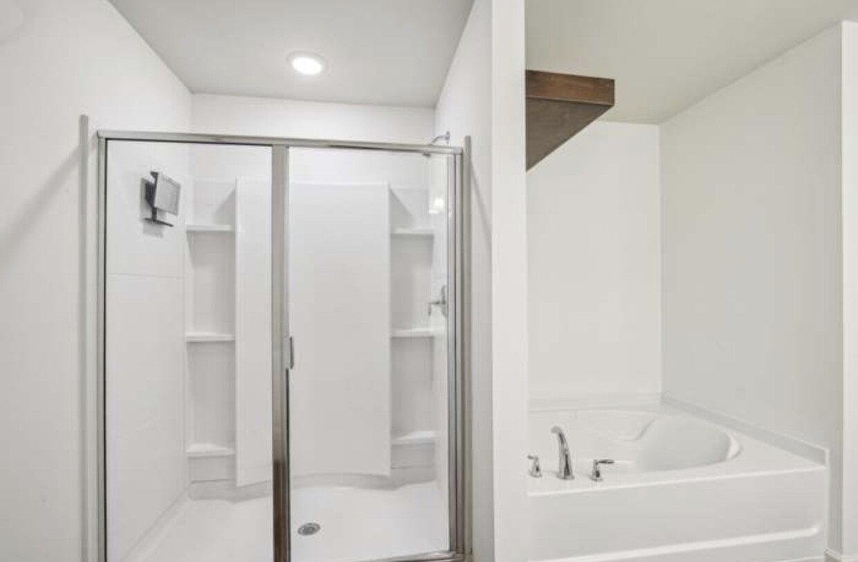 Foto principal - 3927 Cannonsgate Ln