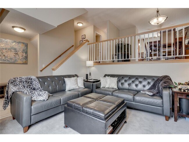 Building Photo - 6494 Regency Ln