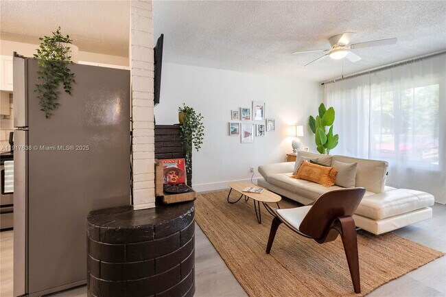 Foto del edificio - 22 SE 13th St