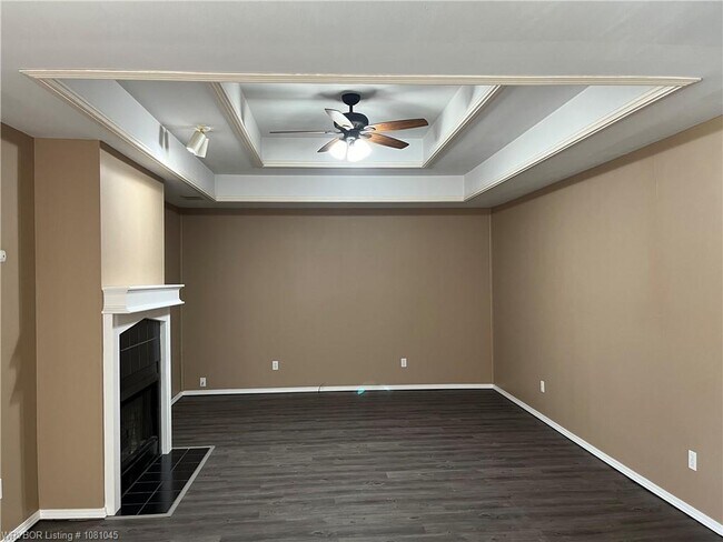 Foto del edificio - 9034 S 28th St