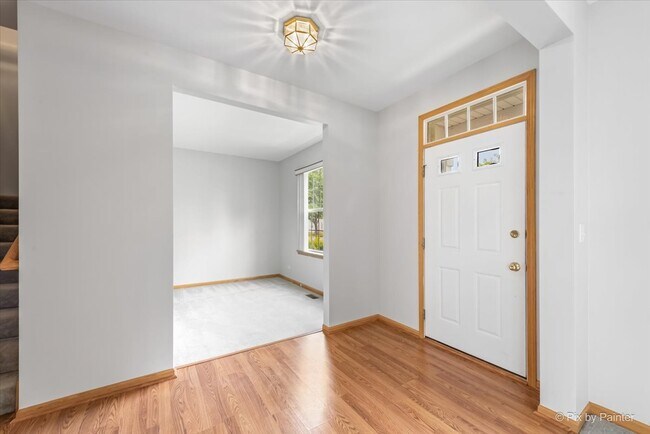 Building Photo - 2455 Lehman Dr