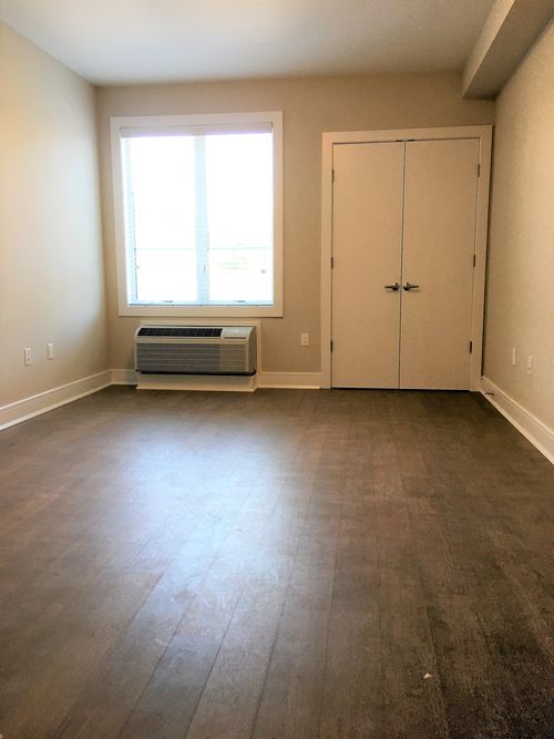 Building Photo - 461 Palisades Blvd