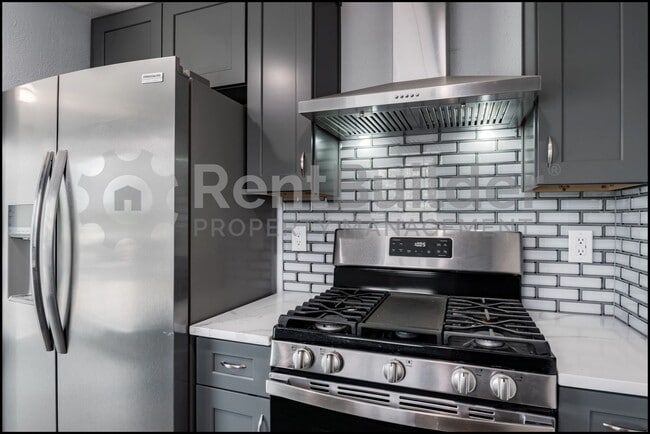 Building Photo - Schedule a showing today 505-808-6467