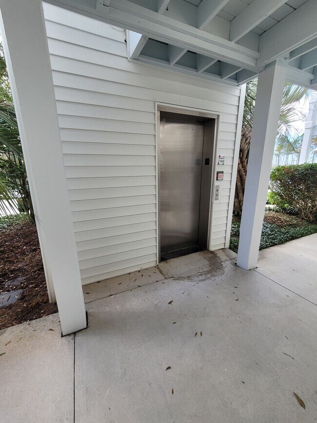 Foto del edificio - Welcome to our stunning 3-bedroom, 2-bathr...