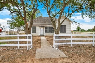 Building Photo - 1603 Blase Rd