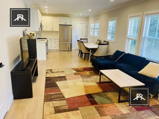 Building Photo - 4 bedroom in Allston MA 02134