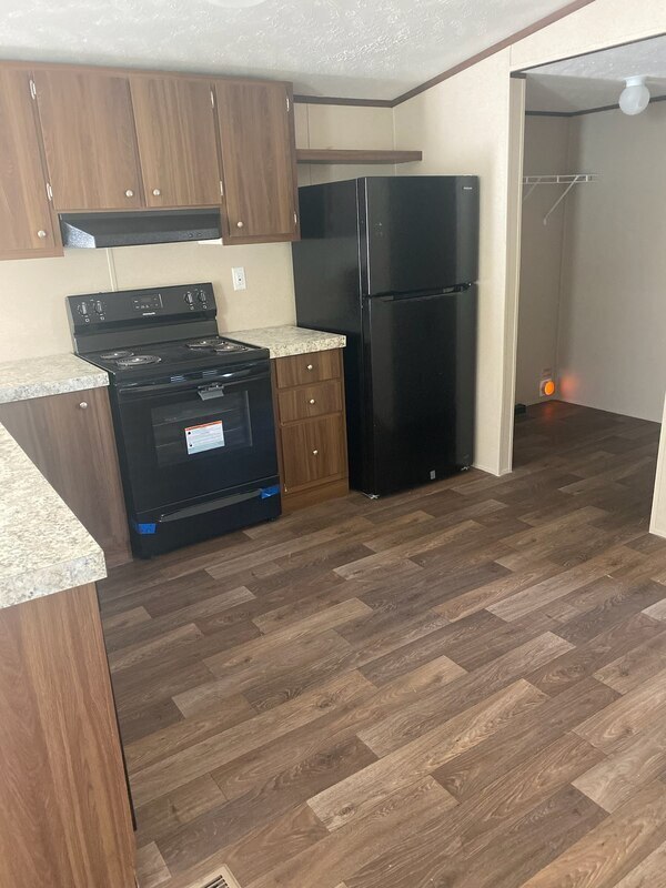 Foto del edificio - 2130 Rand Morgan Rd