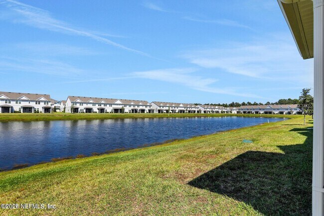 Foto del edificio - 12655 Josslyn Ln