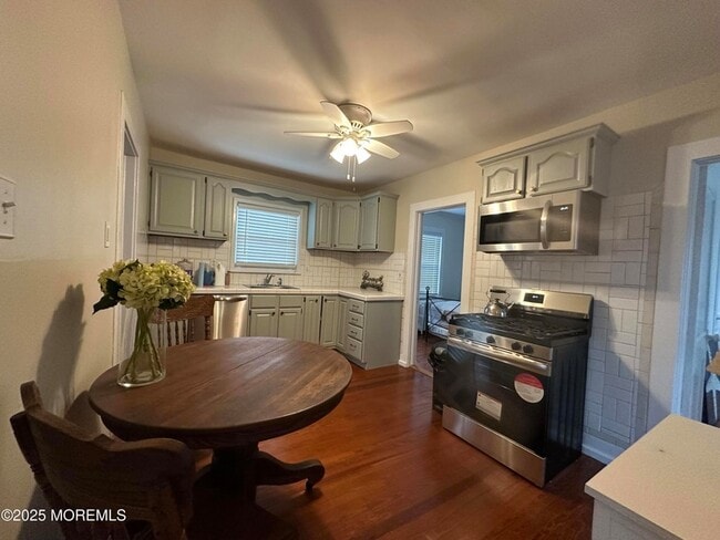 Building Photo - 312 Elberon Ave