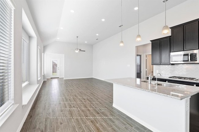 Building Photo - 720 Brenham Ave