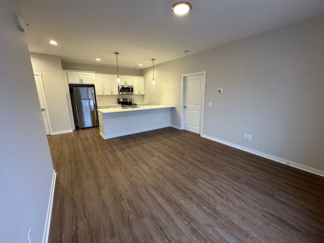 Foto del edificio - 4326 Pine Forest Blvd NE