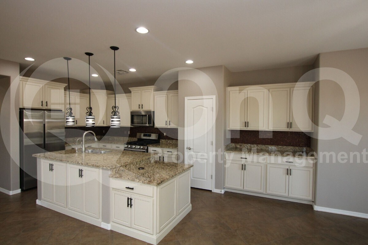 Foto principal - 4123 S Buckskin Way