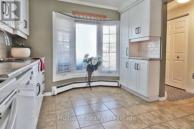 Photo du bâtiment - 12 Hill St