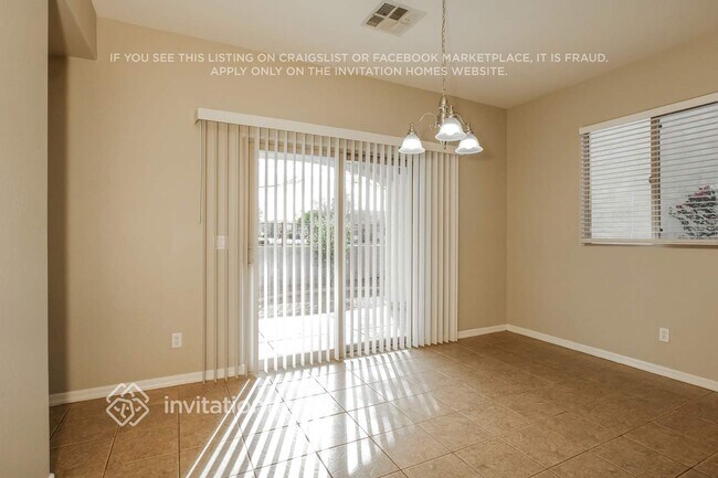 Foto del edificio - 7133 N 73rd Dr