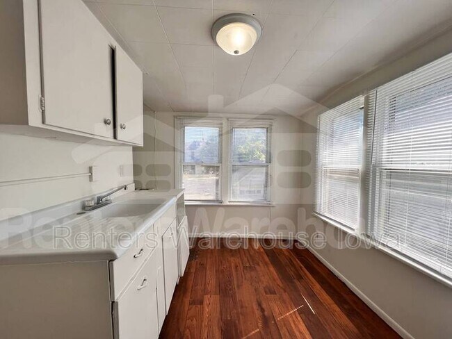 Foto del edificio - 2832 Brattleboro Ave