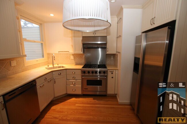 Foto del edificio - 822 Duncan St