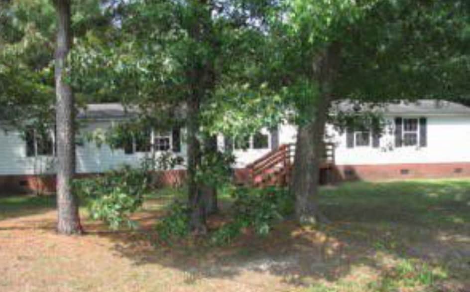 6960 White Oak River Rd, Maysville, NC 28555 House Rental in