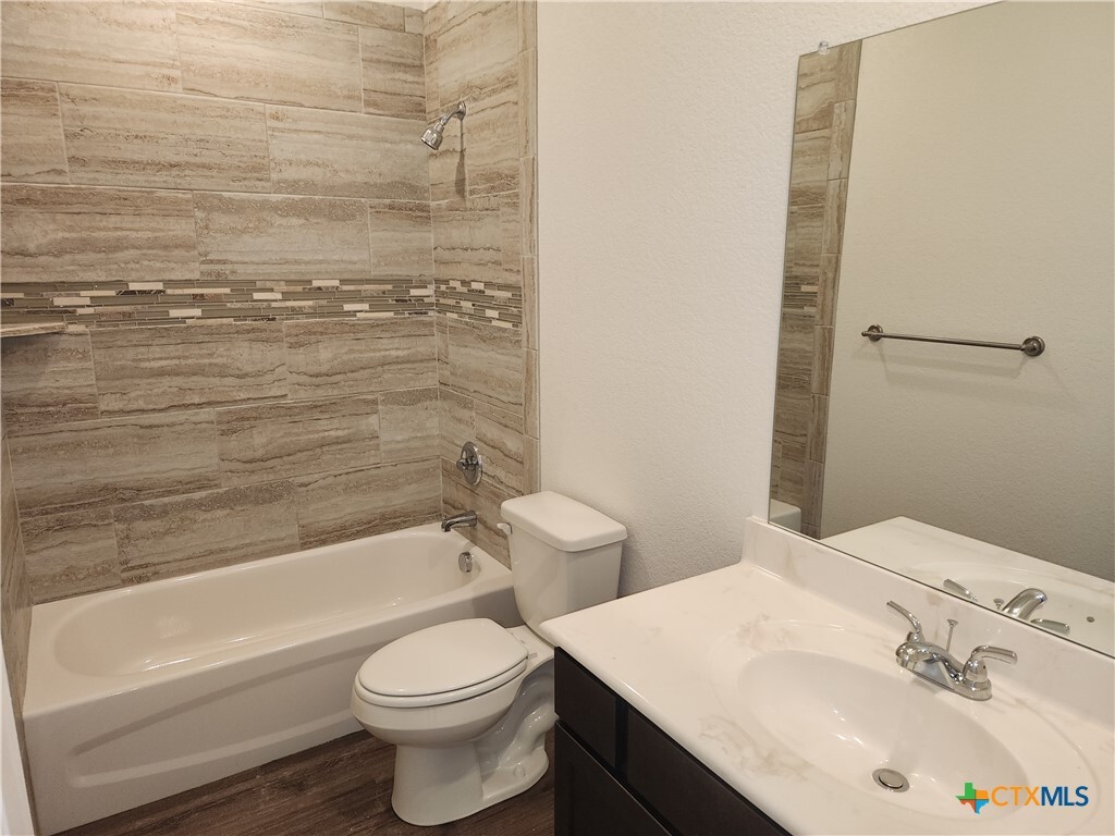 Foto principal - 3414 Abraham Dr